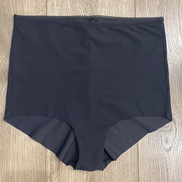 Victoria’s Secret 2013 Nylon High Waist No‎ Show Black Bikini Panty Size Large - Picture 1 of 8